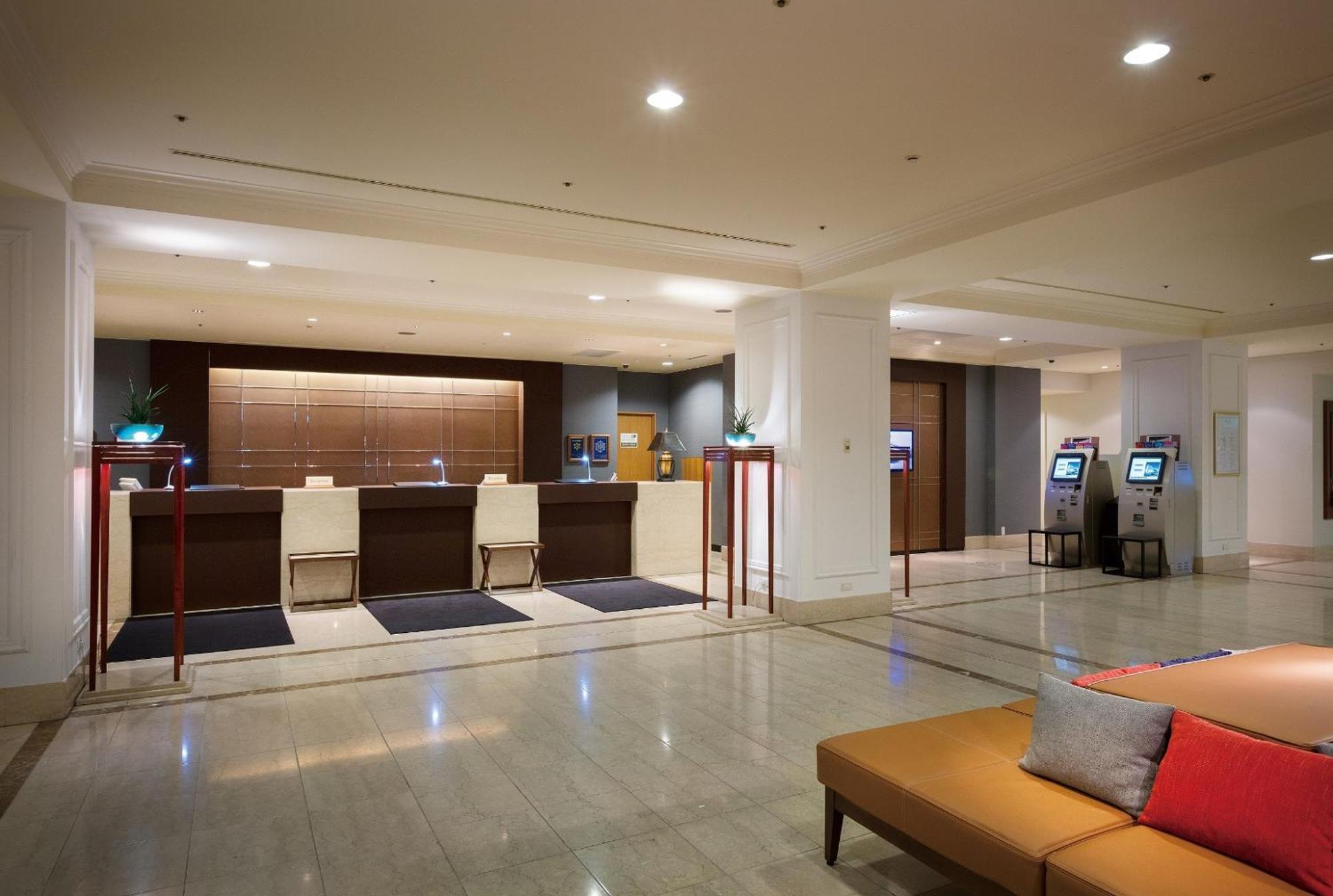 Hotel Associa Toyohashi Exteriör bild The lobby of the hotel